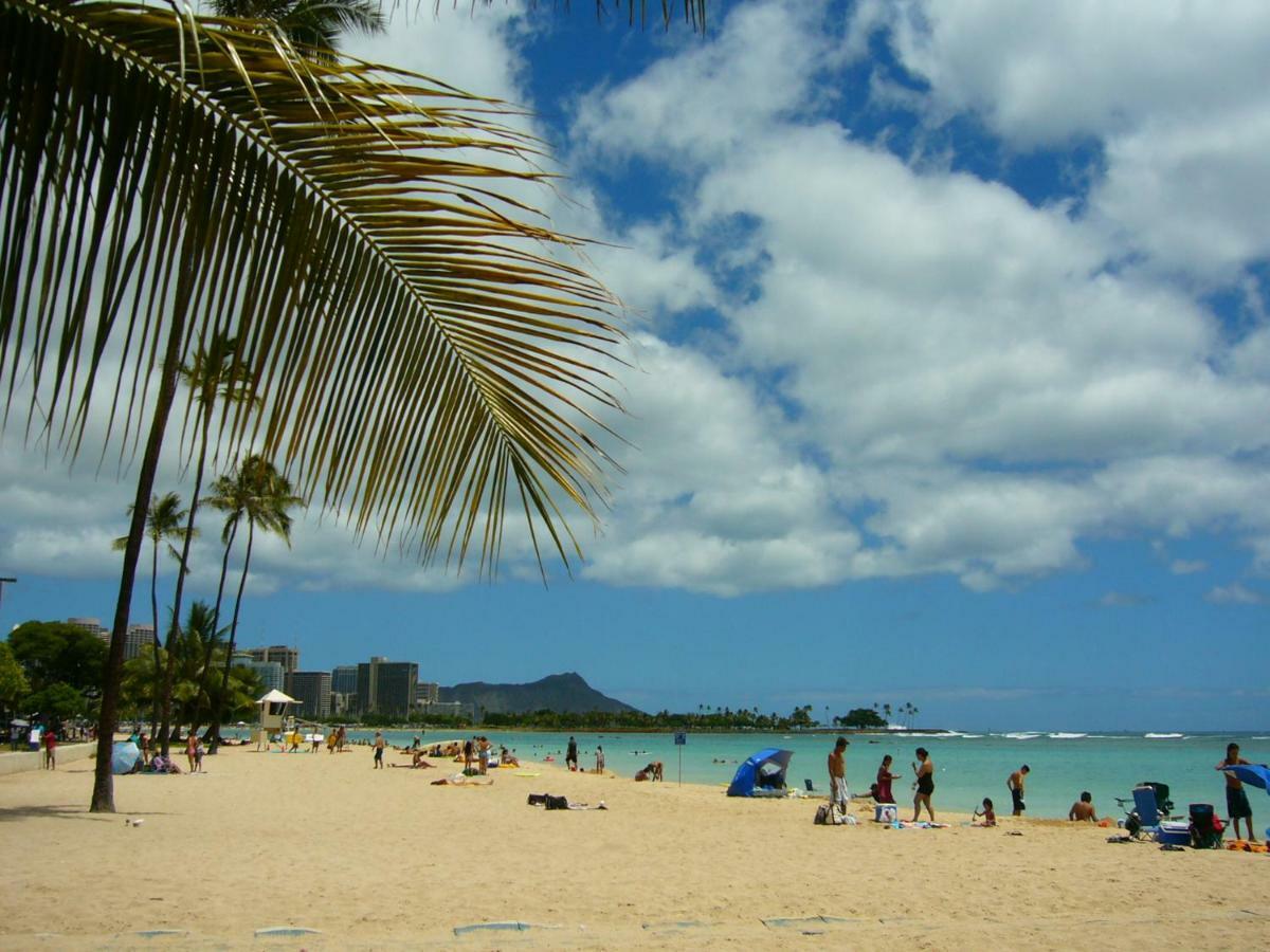 Studio At Ala Moana With Ocean Views Lägenhet Honolulu Exteriör bild