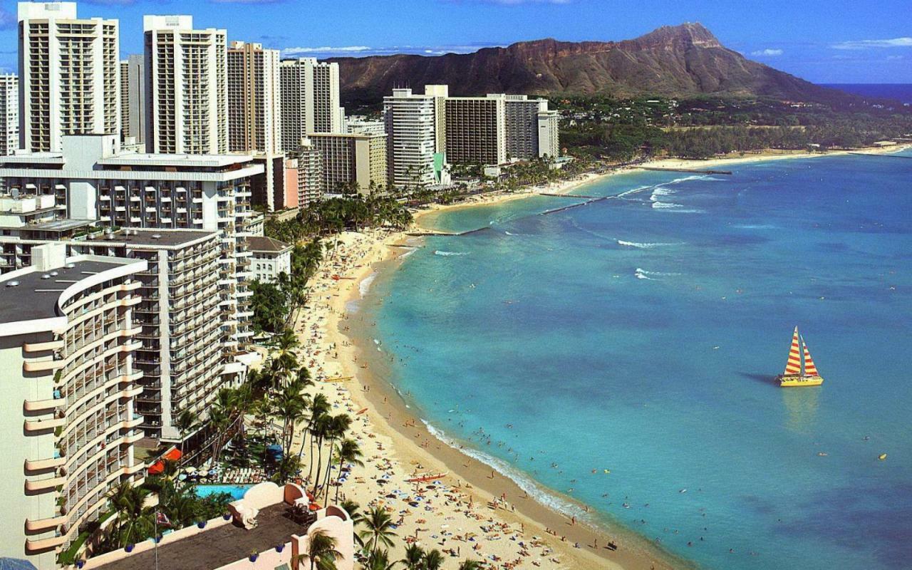 Studio At Ala Moana With Ocean Views Lägenhet Honolulu Exteriör bild
